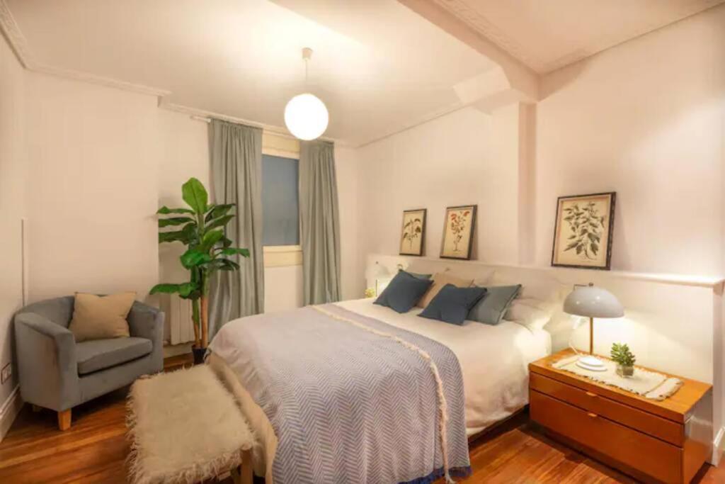 Exclusivo apartamento en el Casco Viejo Bilbao Exterior foto